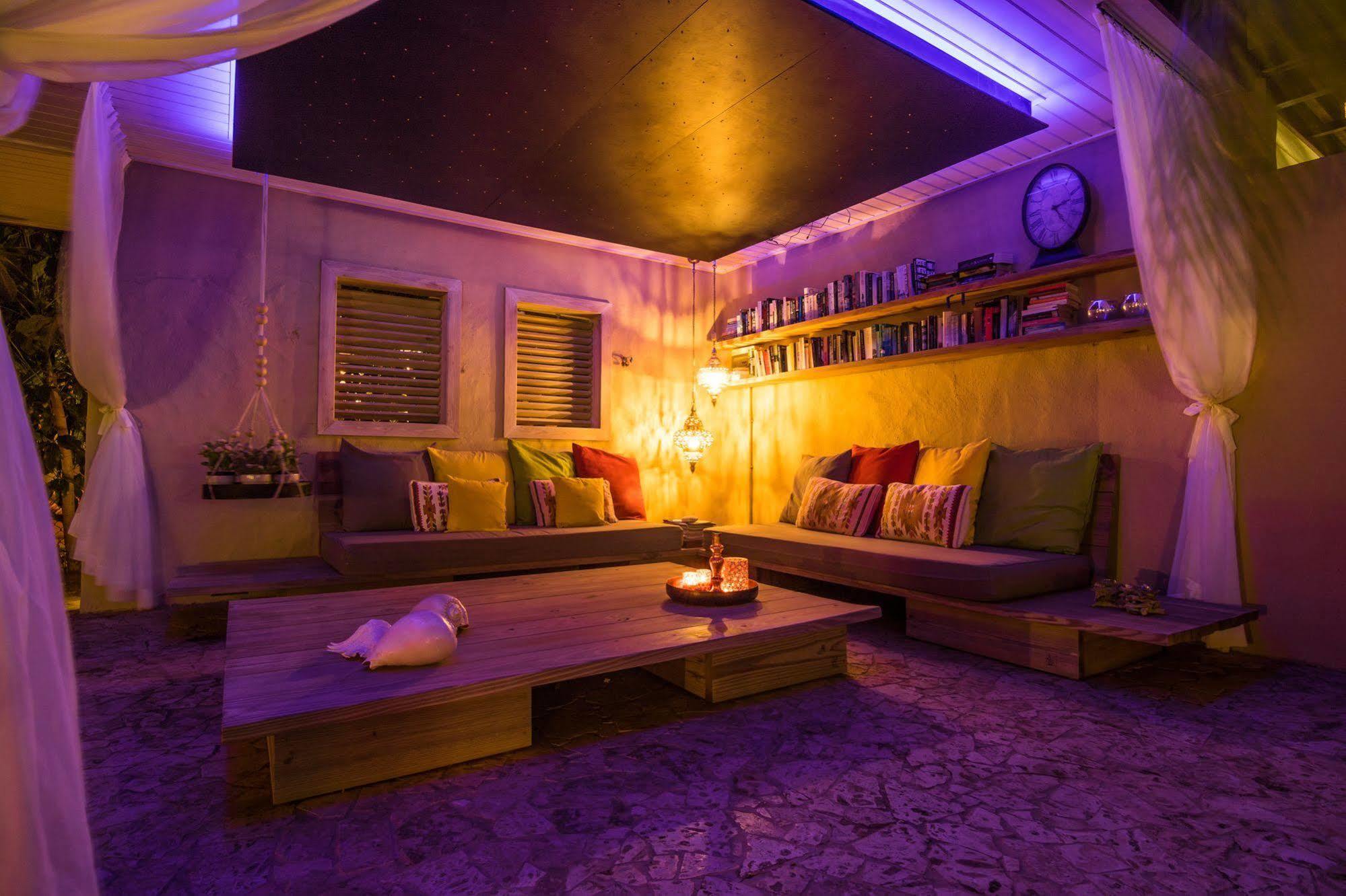 Bamboo Bonaire By Boutique Bonaire Unique Resorts Кралендижк Екстериор снимка